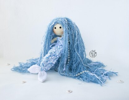 Blue Mermaid doll knitted flat