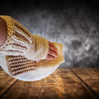 Women's Fingerless Gloves