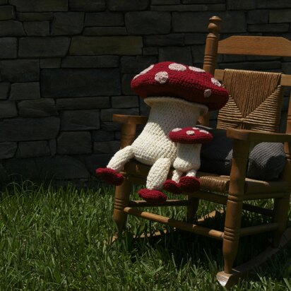 Walking Mushroom Sitting Basket with Mushroom Slice