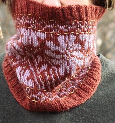 Winter Blumen Cowl