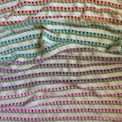 Mini Tulips in a Row Baby Blanket