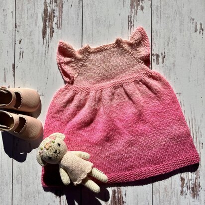 Mallory May - knitting pattern