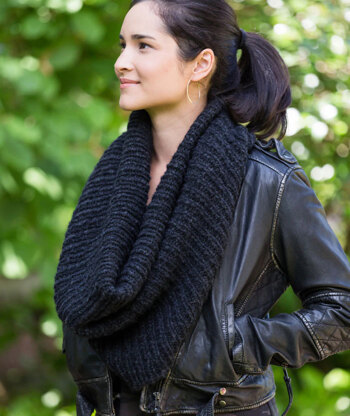Churchmouse Studio Half & Half Cowl in Rowan Brushed Fleec PDF
