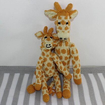 Cute Mother and Baby Giraffe Toys