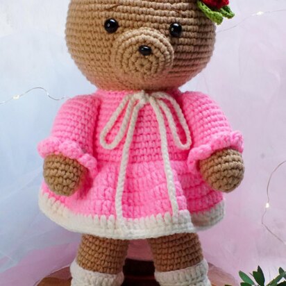 Teddy bear amigurumi crochet doll pattern