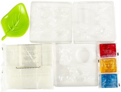 The Quarto Group SmartLab Spa Soaps Kit & Book - Forest Friends