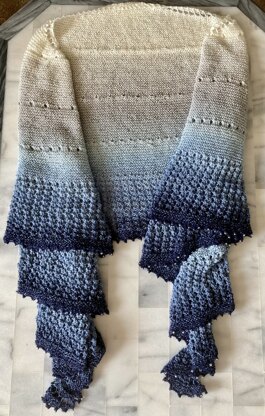 The Halina Shawl by Lynne Rowe