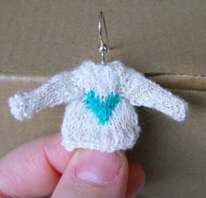 Teeny Weeny Raglan Heart Sweater Earrings