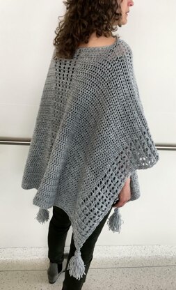 Crochet Poncho Pattern: My Easy On-The-Go Poncho