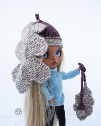 Acorn hat for doll