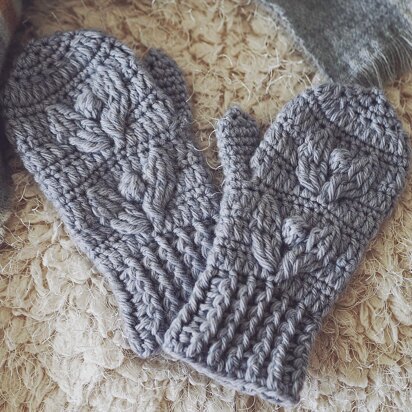 Capra Mittens