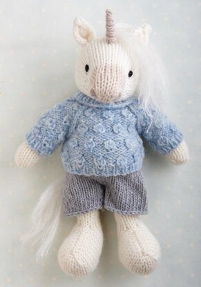 Horse/donkey/unicorn in a sweater