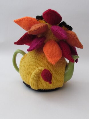 Tingatinga Lion Tea Cosy Knitting Pattern