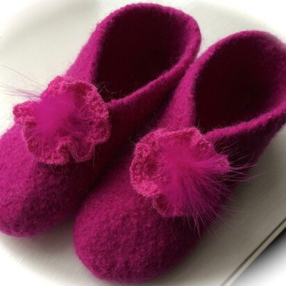 Felted slippers - knitting pattern