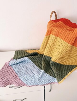 Crochet Rainbow Baby Blanket