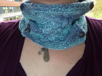 Puka Cowl