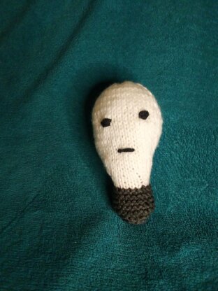 Knitted lightbulb