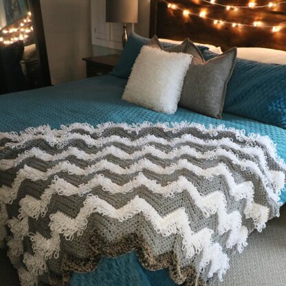 Loopy Chevron Blanket