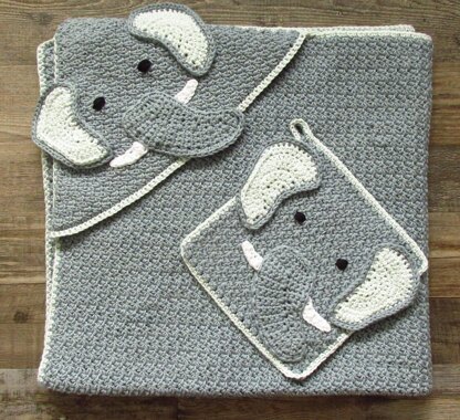 Elephant Hooded Towel with Matching Washcloth