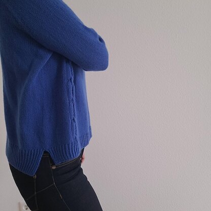 Cable connection pullover