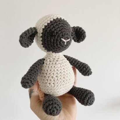 Simple Little Lamb