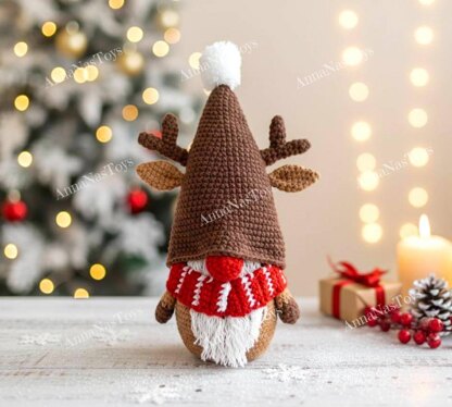 Gnome Christmas deer