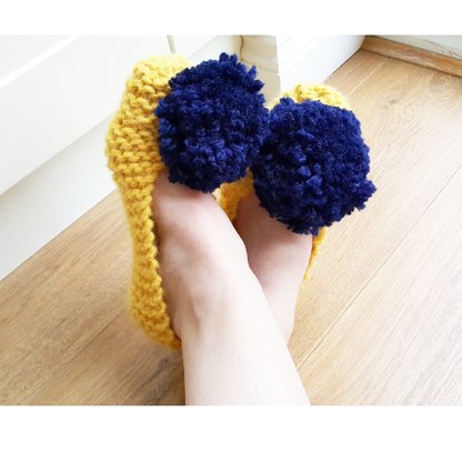 Pompom Slippers