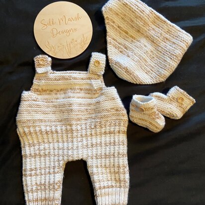 FREDDIE - Baby Dungarees, Dribble Bib & Booties