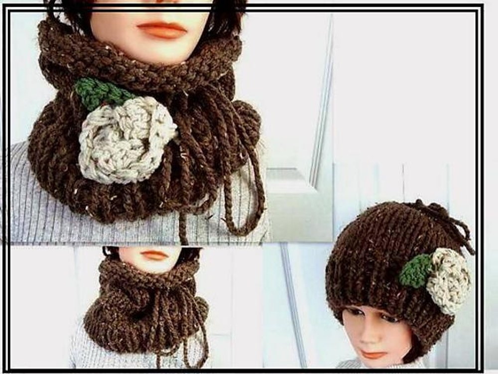 Handmade Cowl online and Hat