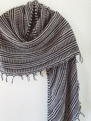 Polarize Shawl