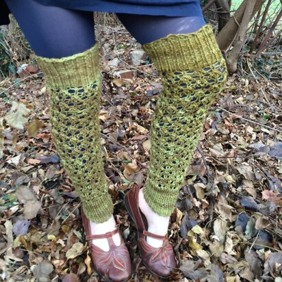 Tiny Pine Legwarmers