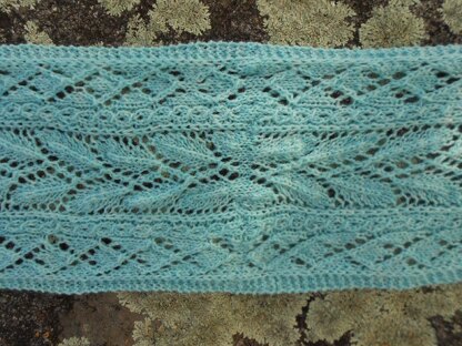 Mint Leaf Lace Scarf