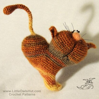 028 Cat Heart ValentinCat 14 February Ravelry