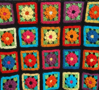 Floral Blooms blanket pattern by Jelena Faergemann