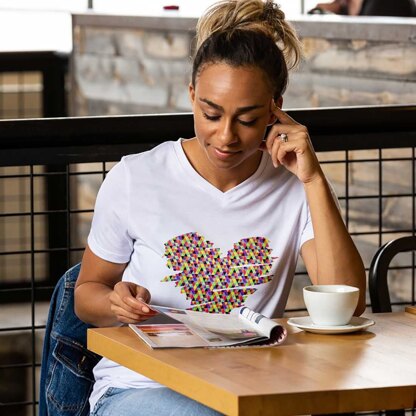 Cricut Infusible Ink Blank V Neck T-Shirt - Women's Large