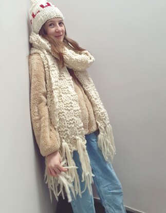 Super Chunky Tassel Scarf