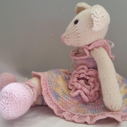 Myka - a Ballerina Mouse