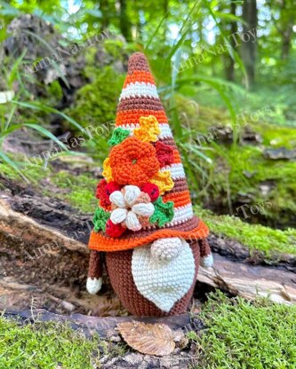 Autumn gnome