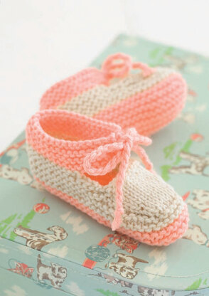 Babies Shoes in Sirdar Snuggly DK - 4527 - Downloadable PDF