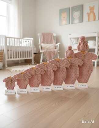 'Pippin' 3 Piece set with 8 sizes from Premature to 24 Months