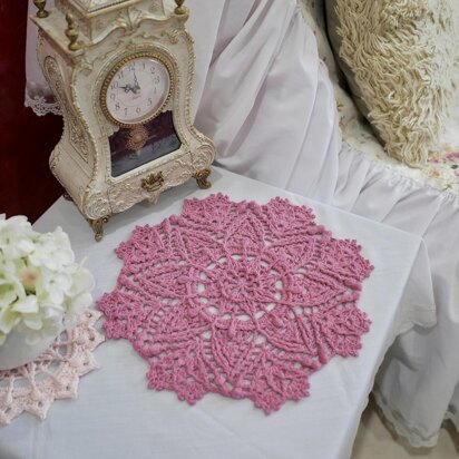 Oval Crochet Center-centerpiece with Irish roses-white cotton centerpiece-Italian  lace-mat crochet