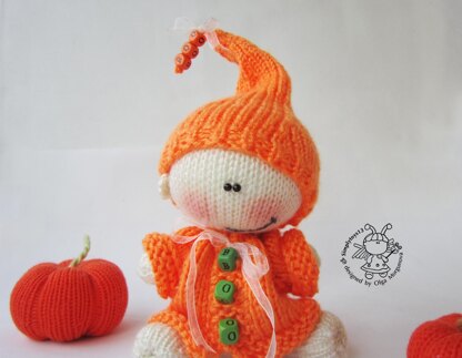 Pebble doll Halloween BOO and two pumpkins