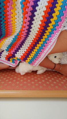 Matilde's granny stripe blanket