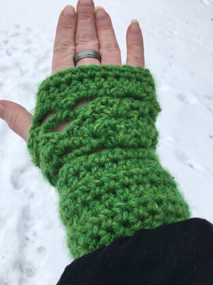 Lucky Diamonds Fingerless Gloves