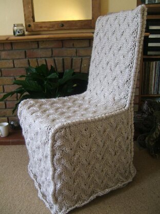 Travelling Cable Chair Cover with Piping