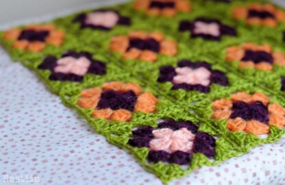 Farfallina patchwork crochet scarf with fringe