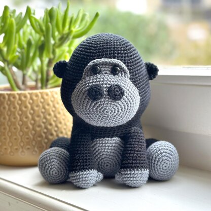 Bonzo the Gorilla Amigurumi