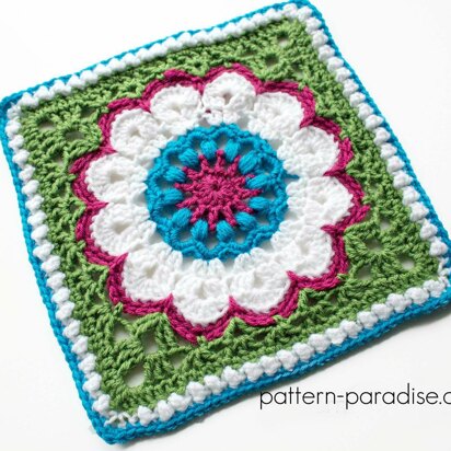 Dahlia 12" Crochet Square