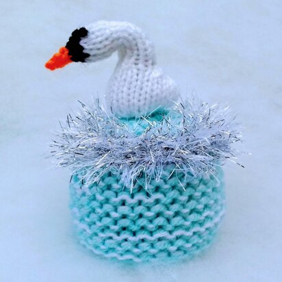 Swan Lake - Chocolate Orange Cover - knitting pattern
