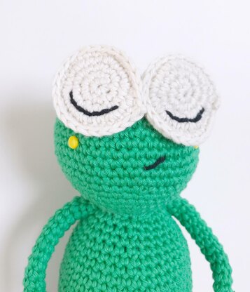 Yogi Frog Amigurumi